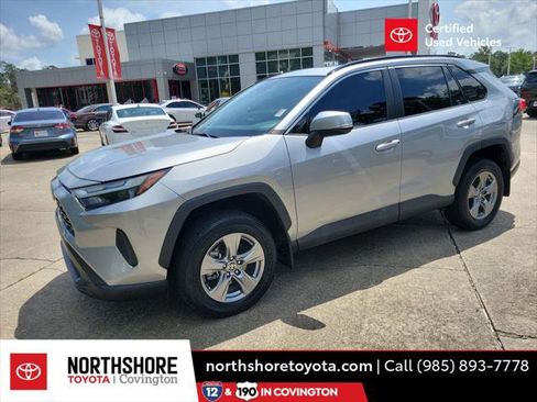 Certified 2022 Toyota RAV4 XLE w/ Convenience Package FWD image 1