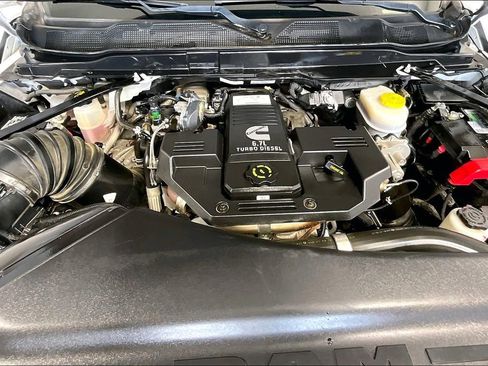Used 2020 RAM 3500 Big Horn image 9