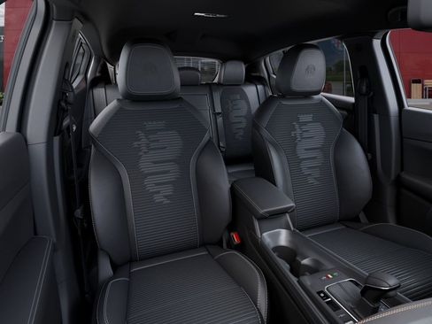 New 2025 Alfa Romeo Tonale AWD/4WD image 16