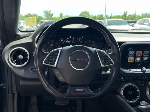 Used 2018 Chevrolet Camaro SS RWD image 14