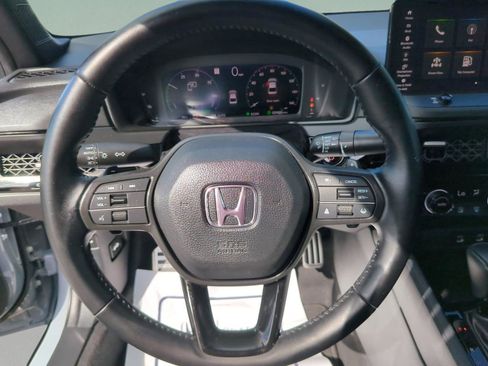 Used 2023 Honda Accord Sport image 11