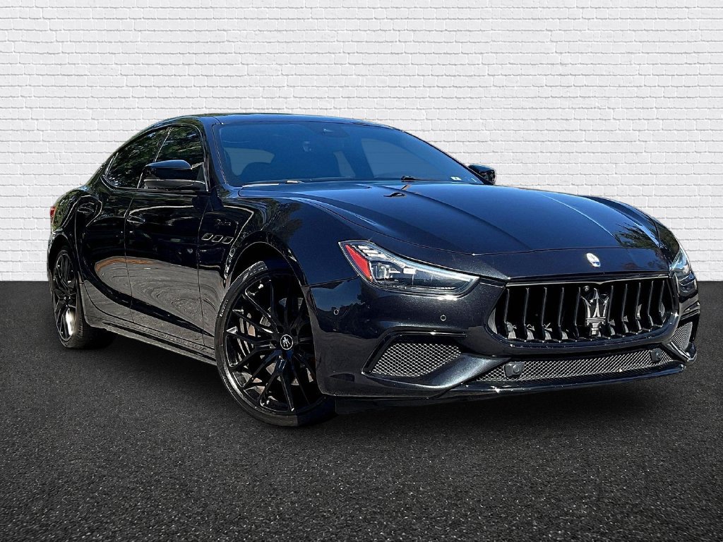 Used 2022 Maserati Ghibli Modena RWD image 3