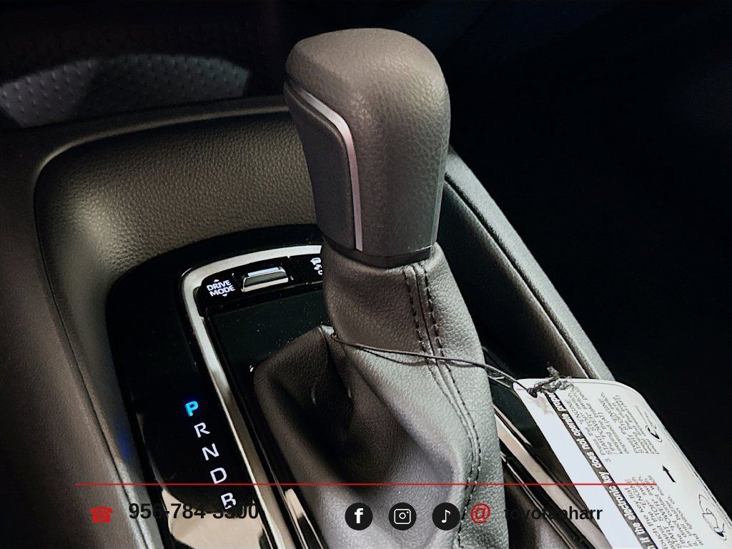 New 2025 Toyota Corolla SE FWD image 18