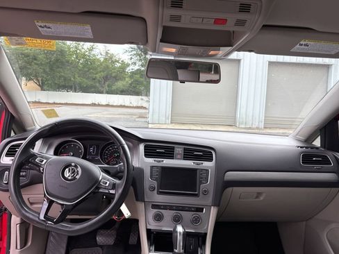 Used 2017 Volkswagen Golf S AWD/4WD image 7