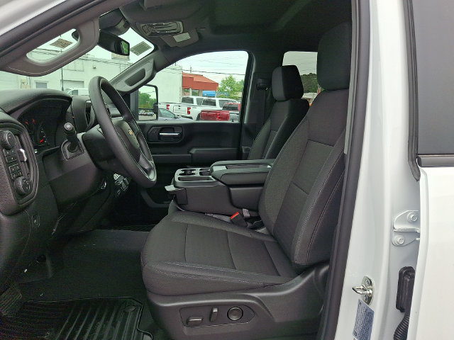 New 2026 Chevrolet Silverado 2500 Custom w/ Custom Value Package AWD/4WD image 10