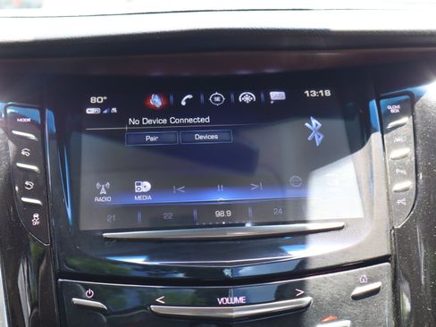 Used 2017 Cadillac Escalade Premium Luxury RWD image 33