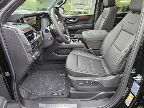 New 2026 GMC Yukon XL Denali w/ Sun & Power Step Package image 12