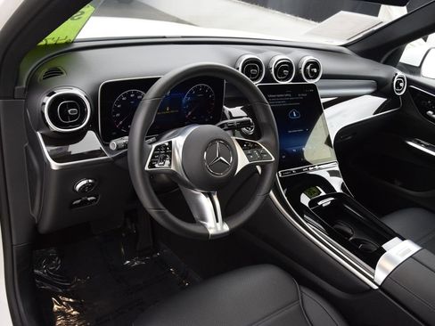 Used 2026 Mercedes-Benz GLC 300 4MATIC image 21