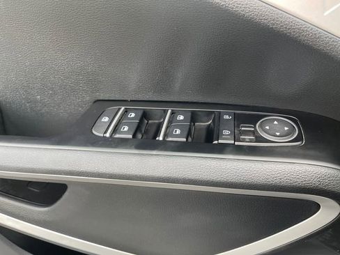 Used 2025 Kia Soul LX w/ LX Technology Package image 17