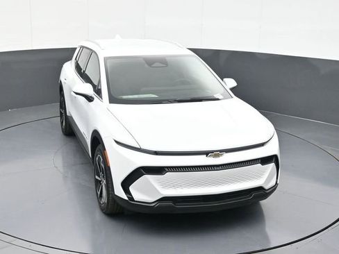 New 2026 Chevrolet Equinox EV LT FWD image 58