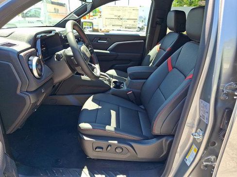New 2026 Chevrolet Colorado Z71 w/ Z71 Convenience Package 2 AWD/4WD image 8