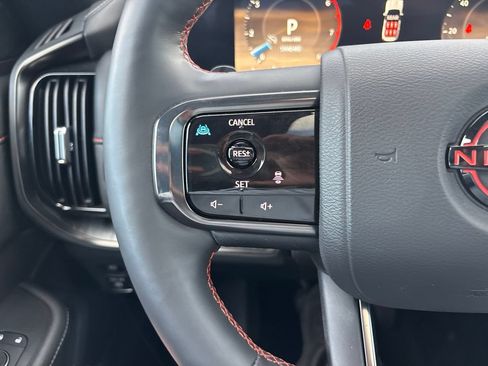 Used 2025 Nissan Armada PRO-4X w/ Pro-4X Premium Package AWD/4WD image 25
