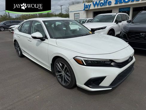 Used 2024 Honda Civic Touring image 1