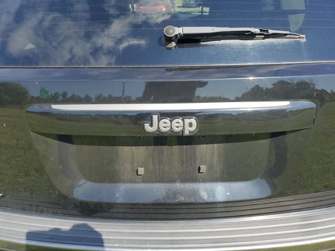 Used 2017 Jeep Compass Sport w/ Power Value Group FWD image 14