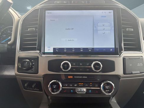 Certified 2022 Ford F250 Lariat w/ Lariat Value Package image 22