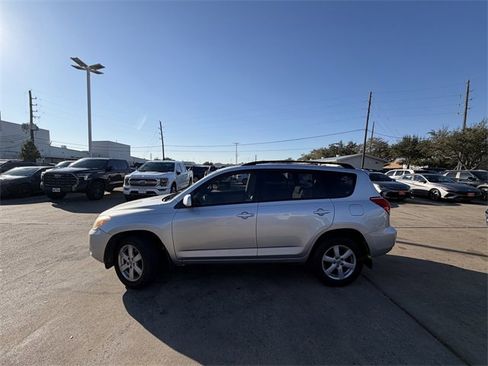 Used 2007 Toyota RAV4 Limited image 8