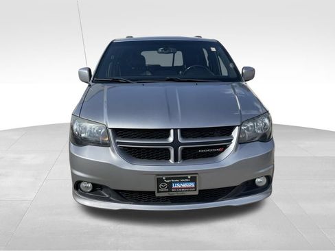 Used 2017 Dodge Grand Caravan GT FWD image 2