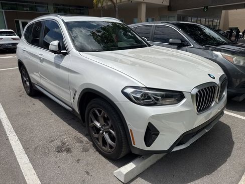 Used 2023 BMW X3 xDrive30i w/ Premium Package w/ZPA AWD/4WD image 7