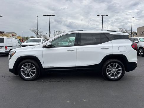 Used 2022 GMC Terrain SLT image 7