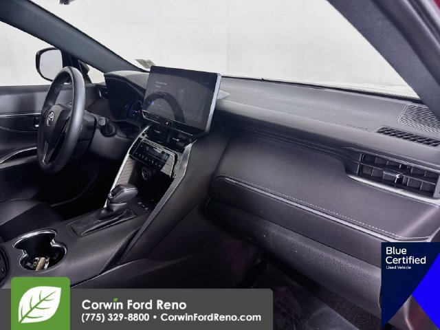 Used 2023 Toyota Venza Nightshade AWD/4WD image 32