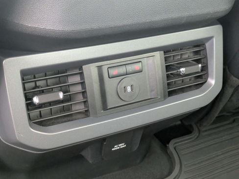 Used 2025 Ford F250 Lariat w/ Black Appearance Package AWD/4WD image 21