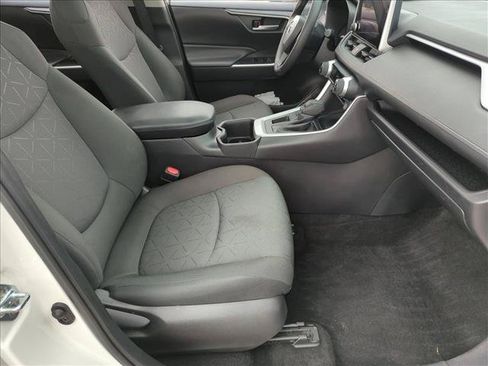 Certified 2024 Toyota RAV4 XLE w/ Convenience Package FWD image 21