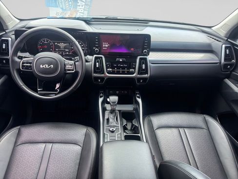 Used 2023 Kia Sorento S w/ Panoramic Sunroof Package FWD image 14