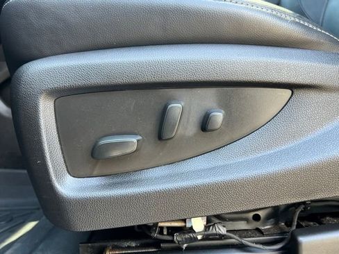 Used 2018 Chevrolet Tahoe LT AWD/4WD image 19