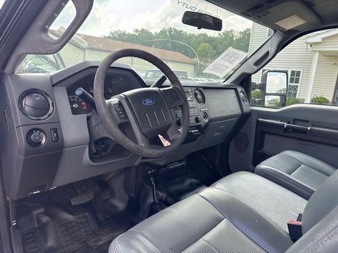 Used 2015 Ford F350 XL AWD/4WD image 9