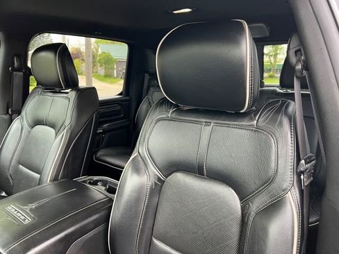 Used 2021 RAM 1500 Limited AWD/4WD image 14