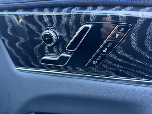 Used 2026 Cadillac Escalade IQ Sport 1 w/ LPO, Floor Liner Package image 21