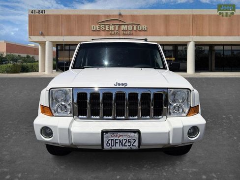 Used 2007 Jeep Commander Sport RWD image 2