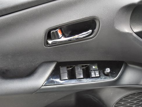 Used 2022 Toyota Prius LE image 26