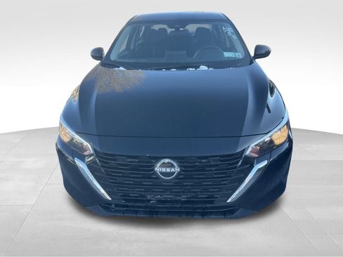 Used 2024 Nissan Sentra SV image 4