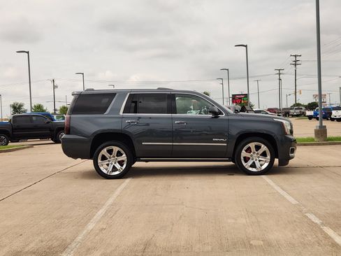 Used 2020 GMC Yukon Denali w/ Denali Ultimate Package AWD/4WD image 7
