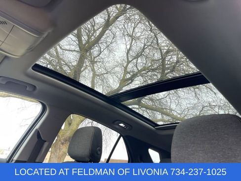 Used 2023 Chevrolet Equinox LT image 18