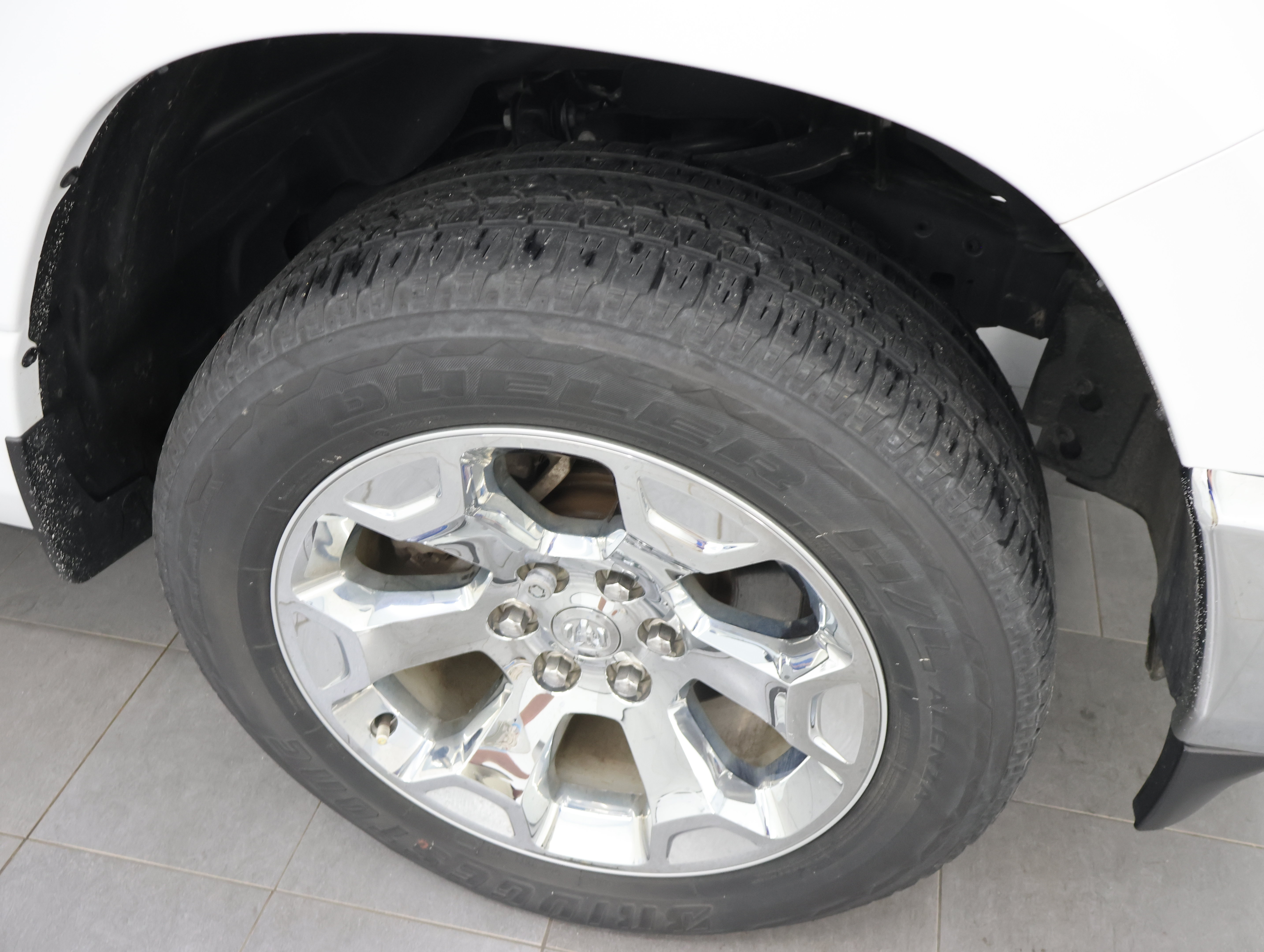 Used 2022 RAM 1500 Big Horn AWD/4WD image 3