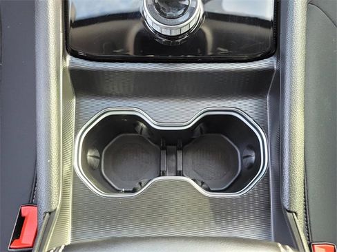 Used 2023 Jeep Grand Cherokee Laredo X image 26