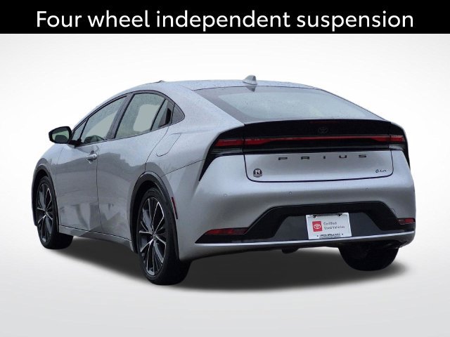 Certified 2025 Toyota Prius XLE FWD image 9