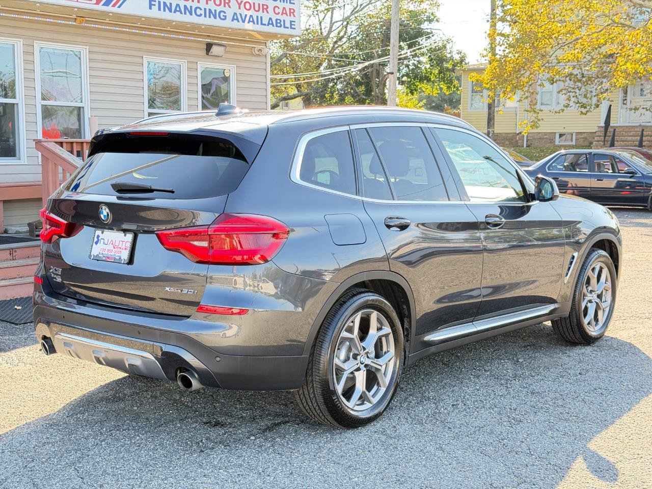 Used 2020 BMW X3 xDrive30i w/ Premium Package AWD/4WD image 4