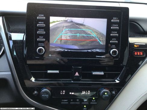 Used 2022 Toyota Camry LE FWD image 9