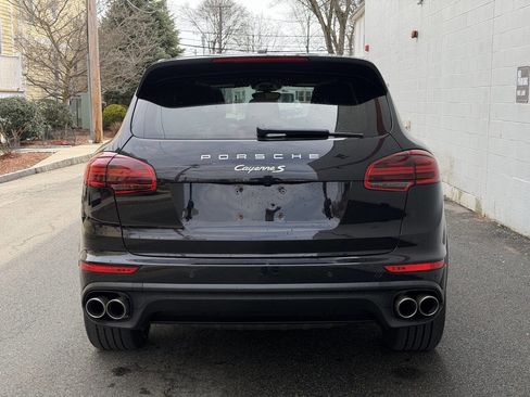Used 2018 Porsche Cayenne S Platinum image 5