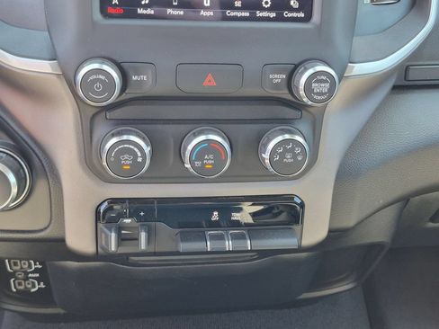 Used 2019 RAM 1500 Big Horn AWD/4WD image 21