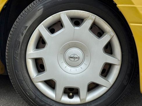 Used 2008 Scion xB FWD image 23