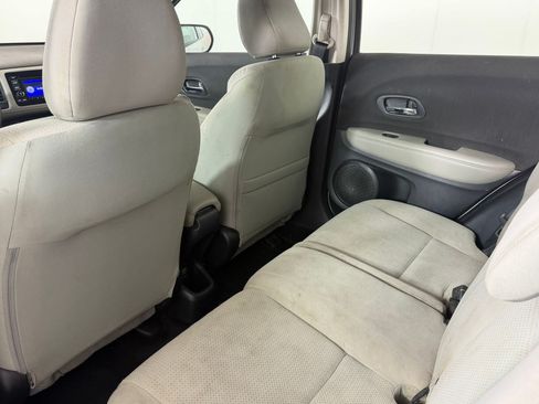 Used 2022 Honda HR-V LX image 24