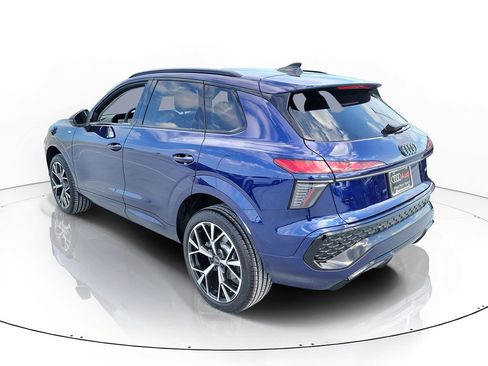 New 2026 Audi Q3 quattro 2.0T AWD/4WD image 3