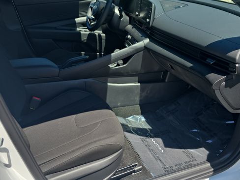 New 2026 Hyundai Elantra Sport FWD image 13