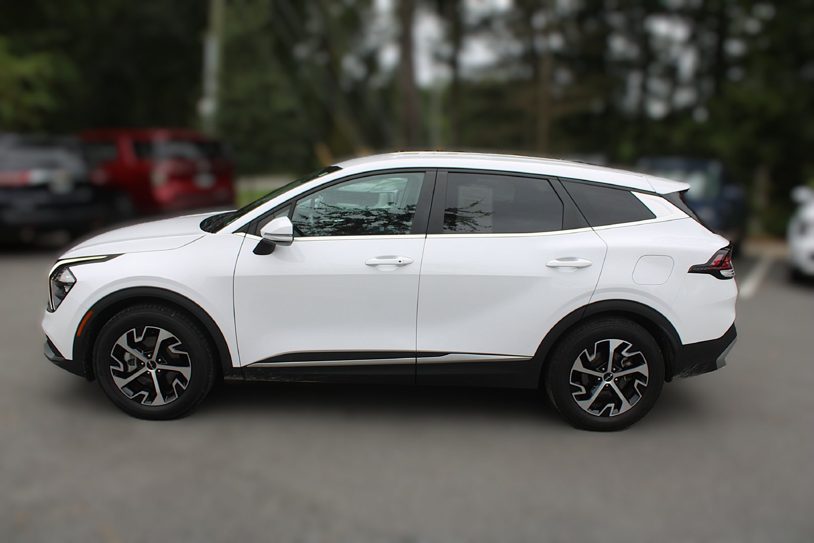 Certified 2023 Kia Sportage EX FWD image 5