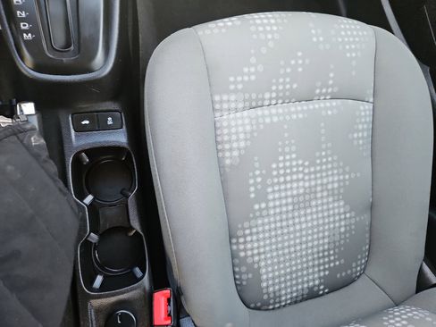 Used 2018 Chevrolet Sonic LS image 30