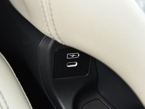 New 2027 Honda HR-V EX-L image 18